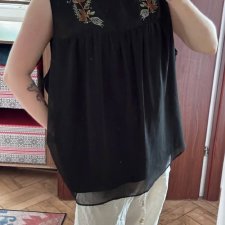 Torrid czarna bluzka 6XL 52 haft boho bez rękawów zwiewna Plus Size tunika