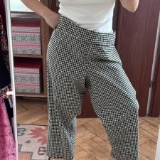Czarno-białe spodnie w kratkę Molly & Isadora 28W szerokie nogawki 8XL / 56 / 28