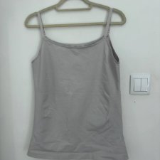 Szara modelująca koszulka na ramiączkach 4XL / 48 / 20