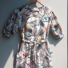 Sukienka vintagate lata 80.