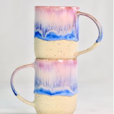 Duży różowy kubek ceramiczny z uchem, rękodzieło, kamionka, sygnatura