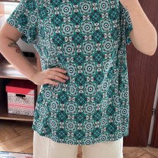 Roz & Ali Turkusowa Bluzka w Print Plus Size