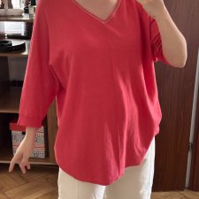 C.J. Banks koralowa bluzka plus size | dekolt V | luźny fason 4XL / 48 / 20