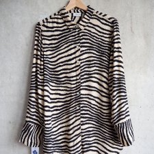 Beżowa koszula w zwierzęcy wzór zebra jedwabna duńskiej marki premium By Malene Birger jedwab z wiskozą 42