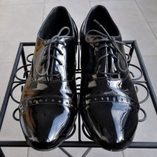 Lakierowane półbuty włoskie skóra smart casual 39