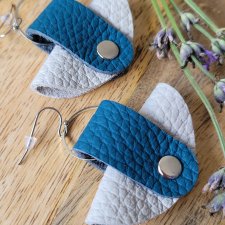 Kolczyki skórzane Boho biało- niebieskie