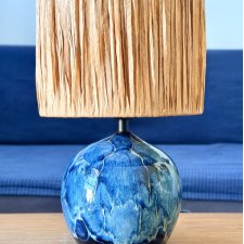 Ceramiczna lampa z abażurem z rafii, niebieska, handmade