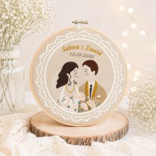 Personalizowana pamiątka ślubna, haft w tamborku