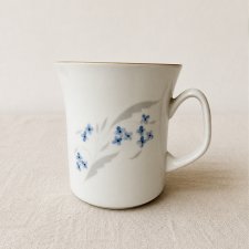 Kubek Włocławek porcelana vintage niebieskie kwiaty PRL
