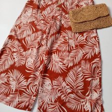 Wiskozowe spodnie culottes capri motyw roślinny Primark 42 wide leg everyday summer trousers