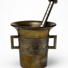 Moździerz Vintage mosiężny z tłuczkiem lata 60 mosiądz i srebrzysty metal
