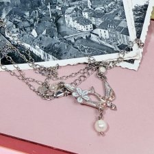 ❦❦ Urocza jaskółeczka ❦❦