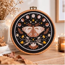 Nocna ćma, black -  haft w tamborku 20 cm