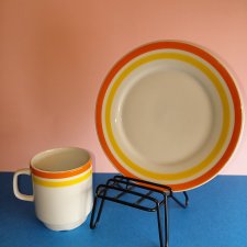 Kubek & talerzyk Lubiana w żółto-pomarańczowych barwach - stan idealny