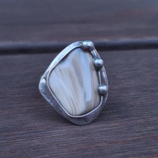 Krzemień pasiasty - pierścionek regulowany
