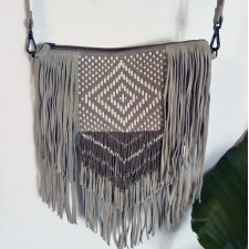 boho torebka z frędzlami zamsz