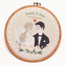 Personalizowana pamiątka ślubna, haft w oprawie vintage