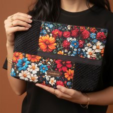 Czarno-kwiatowa kosmetyczka podróżna patchwork – unikat | Raspberi