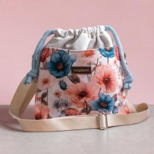 Listonoszka z kominem z weluru ecru w kwiaty – handmade, unikat