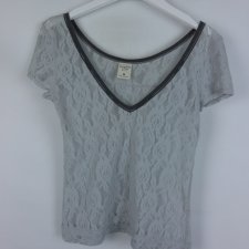 Abercrombie&Fitch koronkowa bluzka / M