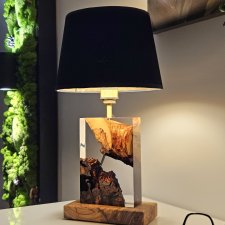Lampa z drewna oliwnego i żywicy