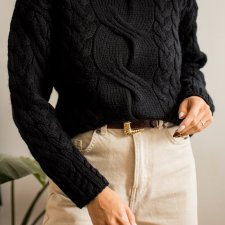 Ciemny sweter S
