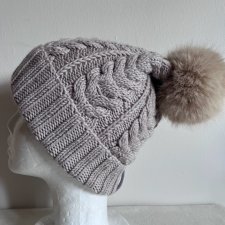 Czapka z 100% wełny merino – ręcznie robiona