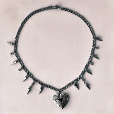 Naszyjnik z sercem sekretarzykiem i kolcami ze stali nierdzewnej 40-55 cm gothic