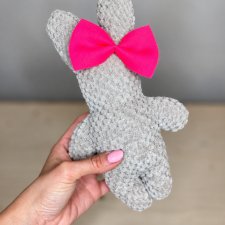 Królik Krystynka zabawka z piszczałką