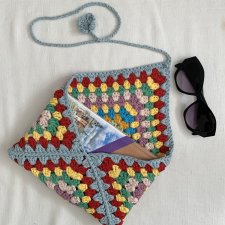 Kolorowe etui na książkę, 25 × 18 cm