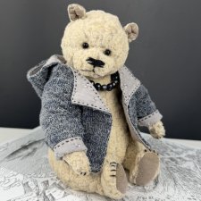 Miś Archie – ręcznie wykonany, jedyny w swoim rodzaju.