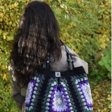 Duża torebka na szydełku granny square – shopperka handmade boho