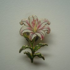 METALOWA EMALIOWANA PRZYPINKA PIN KWIAT LILIA