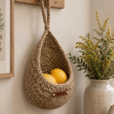 Wiszący koszyk jutowy w kształcie kropli 22 × 18 cm