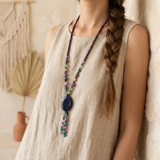 Amulet Nocy – Długi Boho Naszyjnik z Granatowym Agatem i Kamieniami Naturalnymi