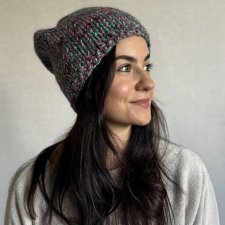 Kolorowa czapka beanie wełniana z alpaką – ręcznie wykonana w Polsce