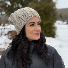 Kolorowa czapka beanie wełniana z alpaką – ręcznie wykonana w Polsce