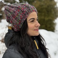 Kolorowa czapka beanie wełniana z alpaką – ręcznie wykonana w Polsce