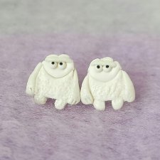 Śmieszne zimowe kolczyki yeti